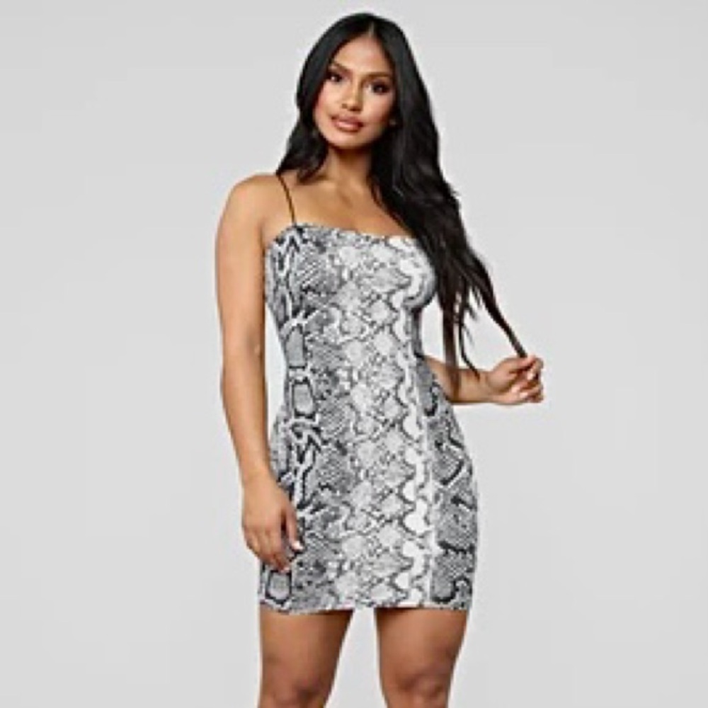 Forever 21 Black and Grey Snakeskin Mini Dress